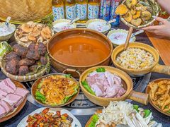 -阿山卓·野生菌火锅·纳西火塘烤肉