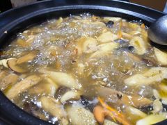 -菌之家·专业纯野生菌火锅·特色炒菌