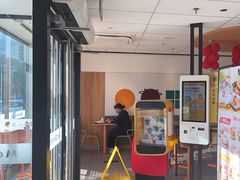 -麦当劳(玉桥中路店)