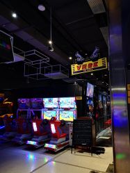 -嗨翻Hi-Fun竞技主题乐园·蹦床团建生日聚会(五棵松华熙店)