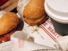 -The Habit Burger Grill 哈比特汉堡(复兴soho店)