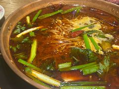 -滇翁·云南酸菜牛肉火锅(合肥首店坝上吾悦广场店)