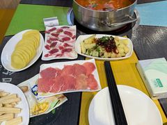 -四季喧黔味豆米火锅(万达广场店)