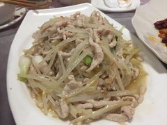 -洪霞餐馆