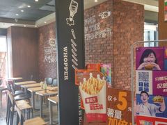 -肯德基(中纬店)