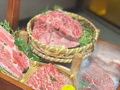 -山川小町·极番烧肉(新地假日广场店)
