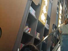 -凤凰国际书城(凤凰广场店)