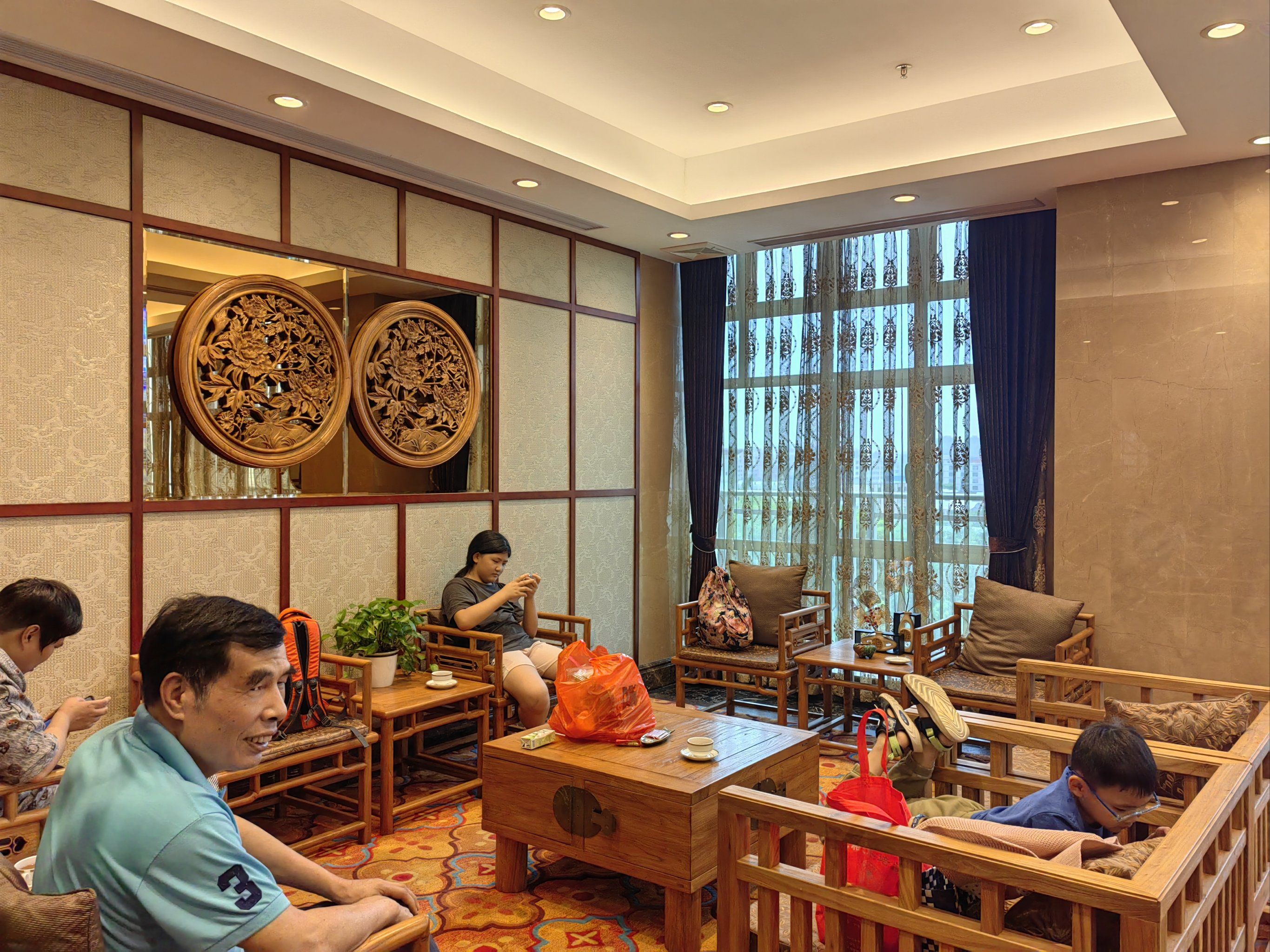 雍景湾连锁餐饮店