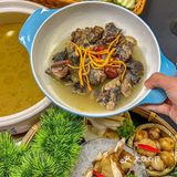 不开玩笑…昆明的冬天吃菌汤真的暖乎乎！ 