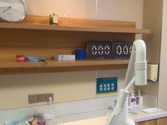 -上海仁爱医院口腔科 · 种植