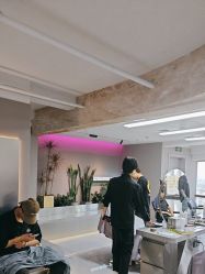 -宫铭烫发染发接发店