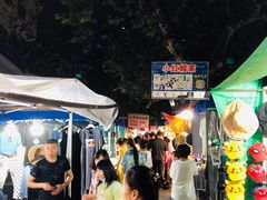 -吴山路夜市