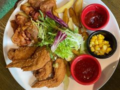 炸鸡拼盘-机器人火炉披萨(爱琴海店)