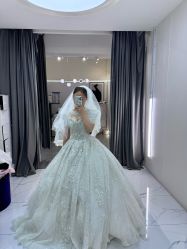 点击看大图 -艾拉·女王婚纱礼服馆