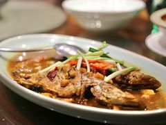 红烧杂鱼-菲乐餐厅(三十年经营·湖滨路店)