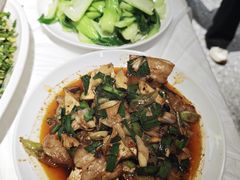 -华光驿站私房菜·黑金冠