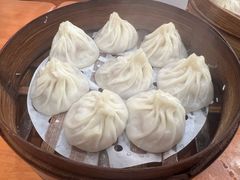 -莱莱小笼·乔艾