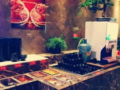 -沸炉重庆老火锅(军事博物馆店)