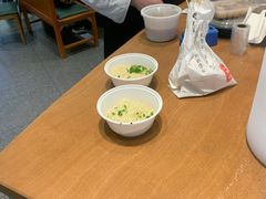 -诚铭记·虾仁汤包·成都小吃(融创店)