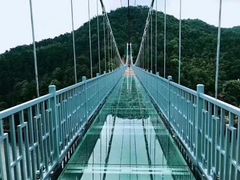 -玻璃桥景区石牛寨
