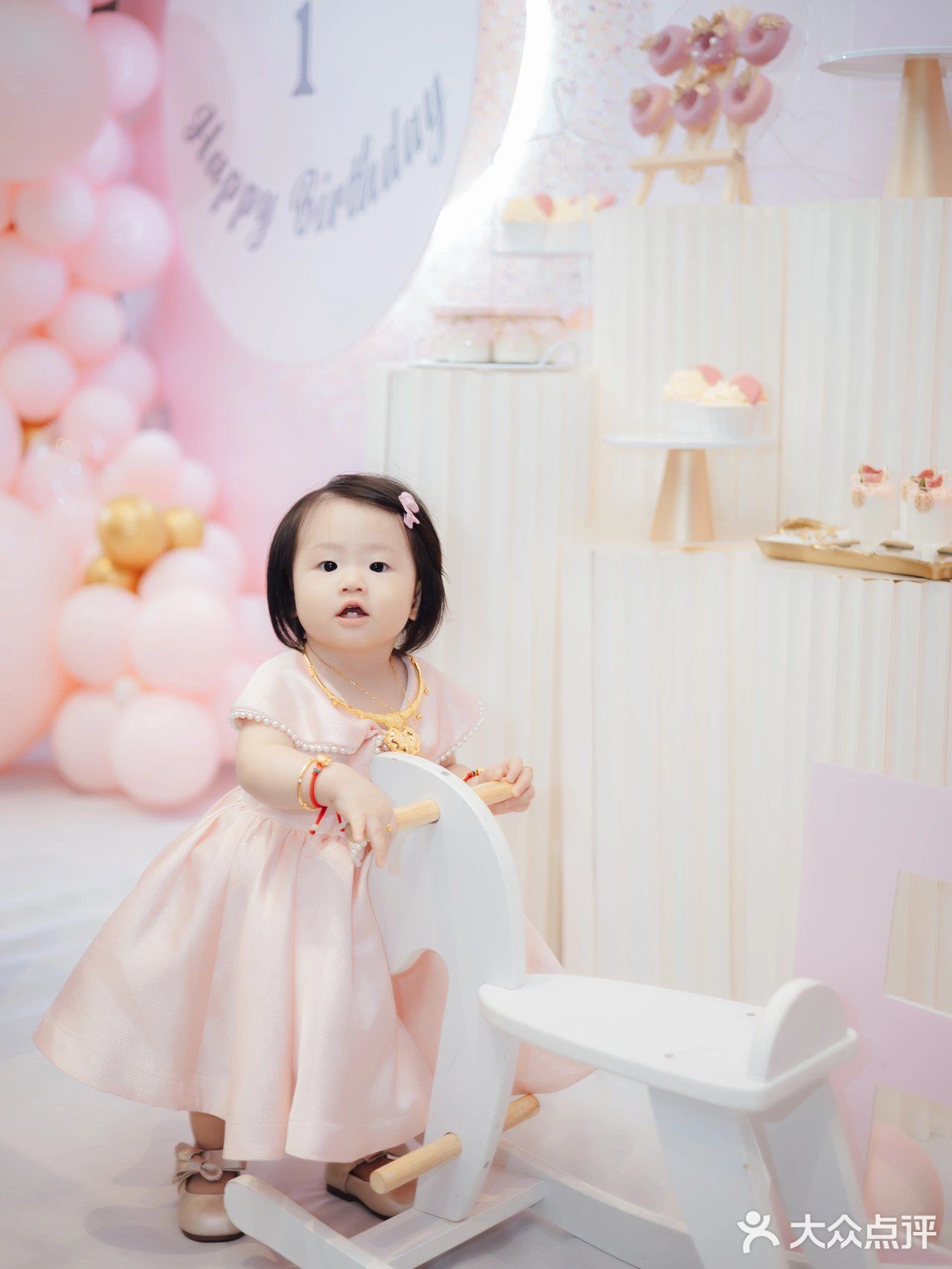 布置1000+     甜品800   超高性价比