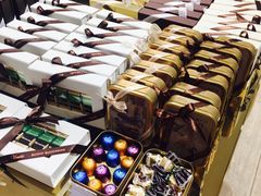 -VENCHI 闻绮(北京国贸商城店)