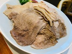 -墨居上隐·院子里火锅(峨眉店)