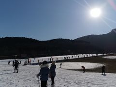-济南卧虎山滑雪场