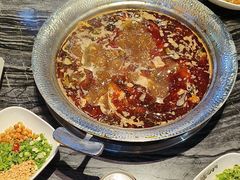 -老船舫·现做活鲜鱼馆(东郊记忆店)