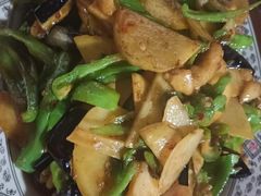 -农家土菜老煨锅(木鱼镇店)