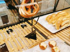 -Dough&Joe团憩(瑞虹天地月亮湾店)