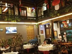 大堂-蔼若春.传承三十年云南菜(金碧公园店)
