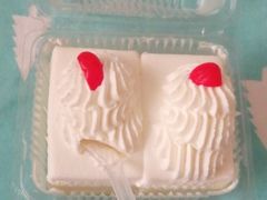 -红宝石·鲜奶小方·海派西点房(丰庄店)