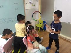 -i2青少儿英语(爱加星悦荟店)