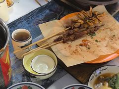 -刘姐啤酒鱼民族演艺餐厅(西街总店)