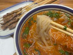 -云阿蛮云南生烫牛肉米线(奉贤路店)