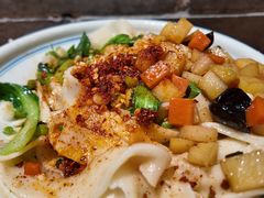 三丁油泼面-中原一大碗(湖滨店)