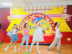 -蓝话筒·少儿成人演讲口才·主持朗诵·戏剧表演(大华第一坊店)
