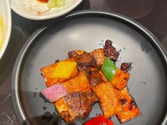 -玥轩YUE HIN(IFS国际金融中心店)