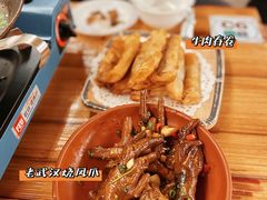 -霄汉牛三鲜湖北砂锅菜(万松园2店)