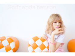 -God Hands发型设计复古会所