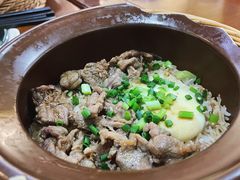 牛肉窝蛋煲仔饭-其灵紫砂煲仔饭(富莲大厦店)