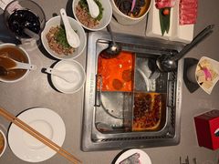 -海底捞火锅(中州万达店)
