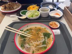 -大食代美食广场(上海中心店)