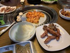 -豚豚猪村烤肉·韩国烤肉(总店)