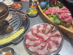 -GOGIYA·咕叽吖韩国传统烤肉店(东方新天地店)