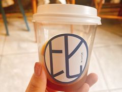 -Be Lived Cafe比例咖啡(摩天轮店)