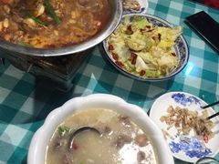 -昱龙大盆牛蛙馆(三兴街总店)