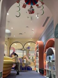 -奈尔宝·儿童乐园·亲子餐厅(华采天地店)