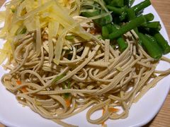 -味绝西面